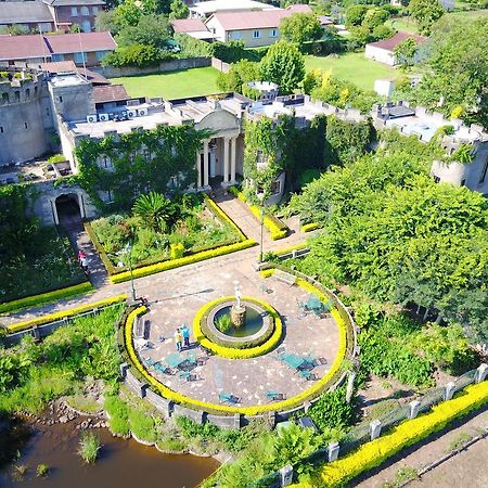Flycatcher Castle Граскоп Екстериор снимка